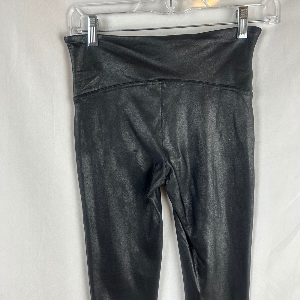 Spanx Faux Leather Leggings Black High Waisted Compression Womens Size Medium - Picture 6 of 7